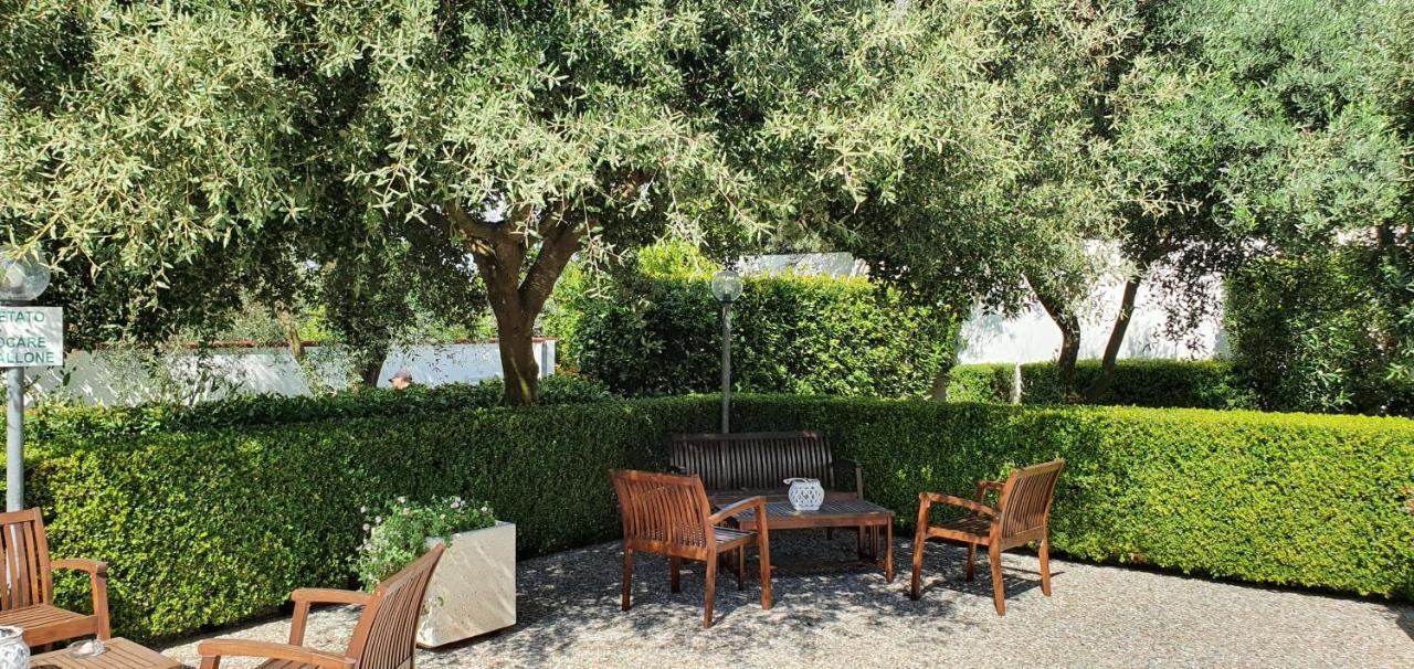 Agriturismo La Rondine Отранто Экстерьер фото