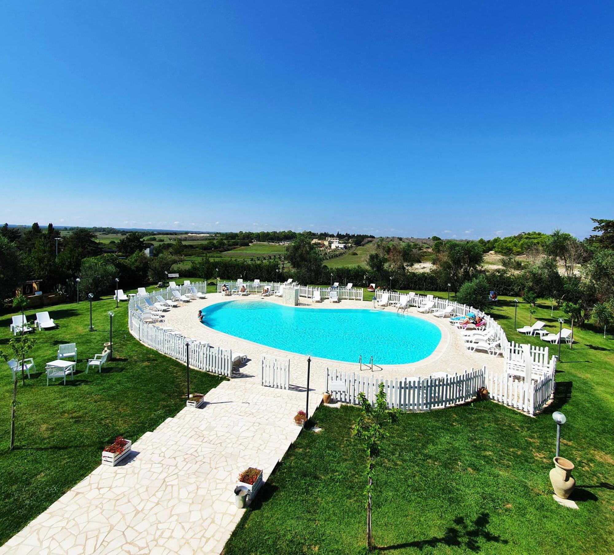 Agriturismo La Rondine Отранто Экстерьер фото